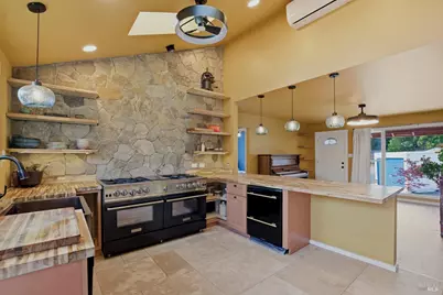 2720 Hilltop Drive, Napa, CA 94558 - Photo 8