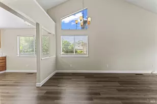686 Vintage Ct, Fairfield, CA 94534 - Photo 6