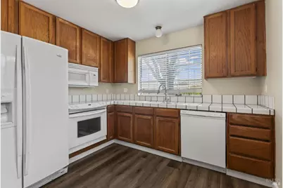 686 Vintage Court, Fairfield, CA 94534 - Photo 10