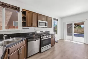 705 Chateau Cir, Vacaville, CA 95687 - Photo 16