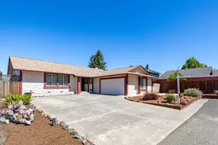 1029 Ely Blvd, Petaluma, CA 94954 - Photo 1