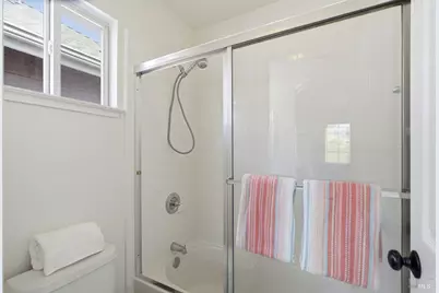 1121 Brighton View Circle, Petaluma, CA 94952 - Photo 20