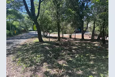 8822 Oak Grove Avenue, Sebastopol, CA 95472 - Photo 24