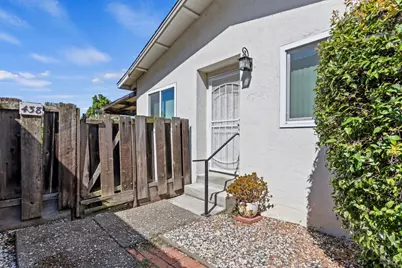 434 E H Street, Benicia, CA 94510 - Photo 4