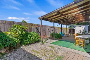 434 E H St, Benicia, CA 94510 - Photo 8