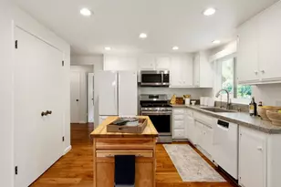 6860 Oak Leaf Dr, Santa Rosa, CA 95409 - Photo 12