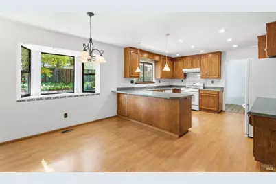 1122 W Standley Street, Ukiah, CA 95482 - Photo 12