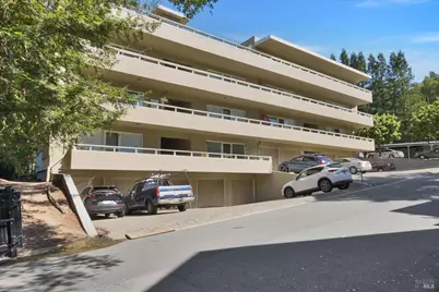 1118 Sir Francis Drake Boulevard, Kentfield, CA 94904 - Photo 2