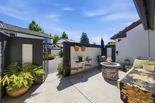 179 Vineyard Cir, Sonoma, CA 95476 - Photo 22