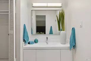 100 Golden Hinde Blvd, San Rafael, CA 94903 - Photo 34