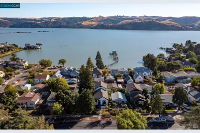 440 W J Street, Benicia, CA 94510 - Photo 2
