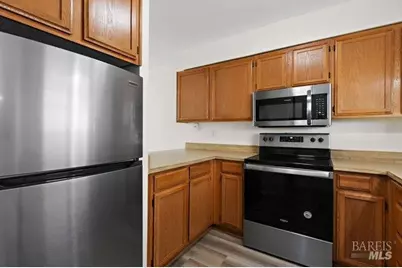 900 Southampton Road #129, Benicia, CA 94510 - Photo 8