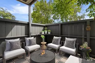 900 Southampton Rd, Benicia, CA 94510 - Photo 16