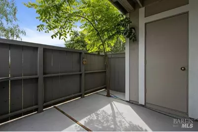 900 Southampton Road #129, Benicia, CA 94510 - Photo 10