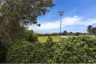 900 Southampton Road #129, Benicia, CA 94510 - Photo 18