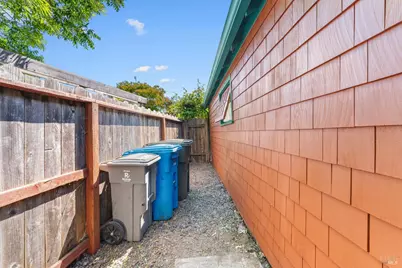 309 Hendley Street, Santa Rosa, CA 95404 - Photo 30