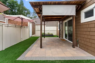 2706 Lakeview Drive, Santa Rosa, CA 95405 - Photo 16