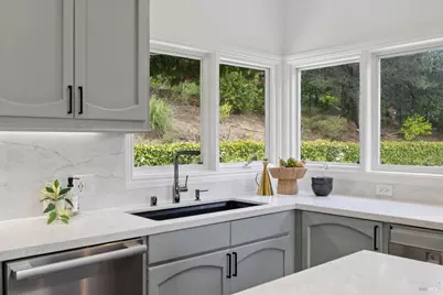 80 Montecito Road, San Rafael, CA 94901 - Photo 30