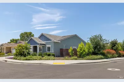 670 Bluebird Drive, Dixon, CA 95620 - Photo 2