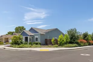 670 Bluebird Dr, Dixon, CA 95620 - Photo 2