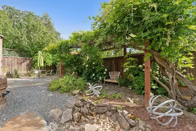 710 E Thomson Avenue, Sonoma, CA 95476 - Photo 24