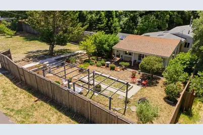 6661 Sir Francis Drake Boulevard, Forest Knolls, CA 94933 - Photo 4