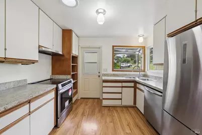 5423 Pepperwood Road, Santa Rosa, CA 95409 - Photo 8