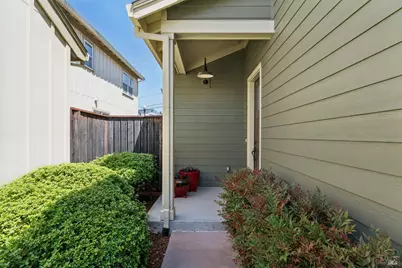 117 Grayson Way, Healdsburg, CA 95448 - Photo 8