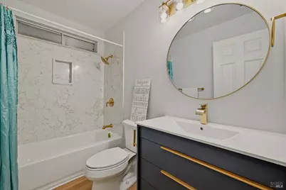 1045 Camellia Lane, Suisun City, CA 94585 - Photo 20