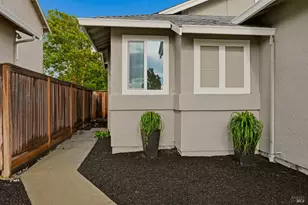 1045 Camellia Ln, Suisun City, CA 94585 - Photo 24