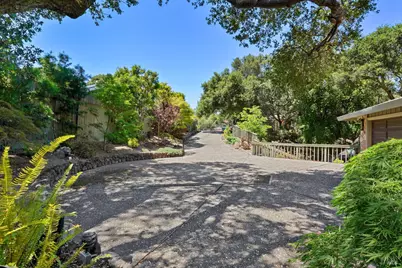 10 Shari Court, Novato, CA 94947 - Photo 2