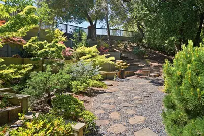 10 Shari Court, Novato, CA 94947 - Photo 38