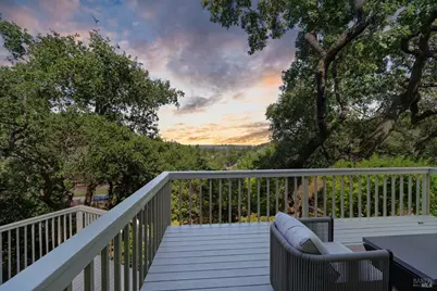 10 Shari Court, Novato, CA 94947 - Photo 32