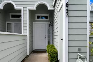 642 Wisteria Ln, Santa Rosa, CA 95407 - Photo 2