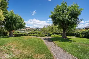 541 Mason St, Healdsburg, CA 95448 - Photo 16