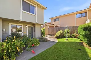 2521 Vallejo St, Santa Rosa, CA 95405 - Photo 2