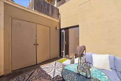 2521 Vallejo Street, Santa Rosa, CA 95405 - Photo 32