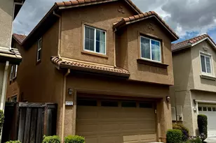 2732 Soho Ln, Fairfield, CA 94533 - Photo 2