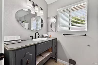 808 Milsom Place, Windsor, CA 95492 - Photo 32