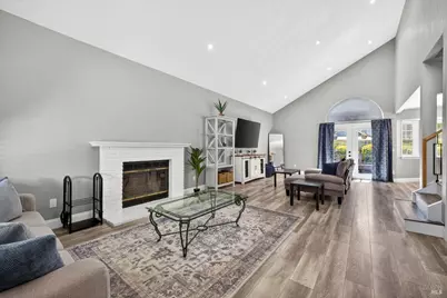 808 Milsom Place, Windsor, CA 95492 - Photo 2