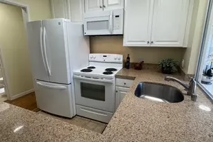1004 Los Gamos Rd, San Rafael, CA 94903 - Photo 10