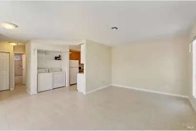 106 El Verano Court, Fairfield, CA 94533 - Photo 4