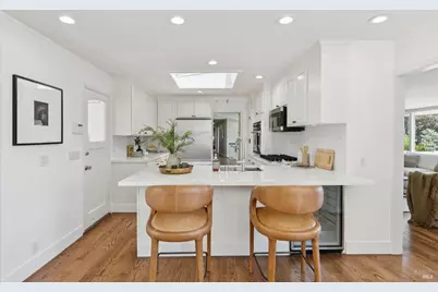 115 Marina Boulevard, San Rafael, CA 94901 - Photo 20