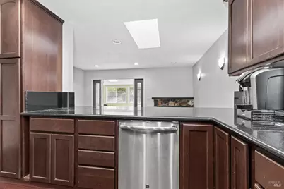 155 Richard Place, Vacaville, CA 95687 - Photo 12