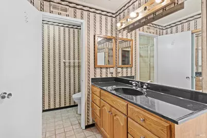 155 Richard Place, Vacaville, CA 95687 - Photo 32
