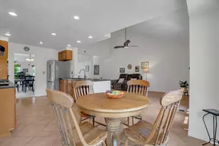 3213 Bear Creek Dr, Fairfield, CA 94534 - Photo 14