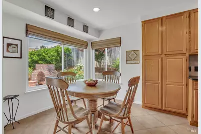 3213 Bear Creek Drive, Fairfield, CA 94534 - Photo 14