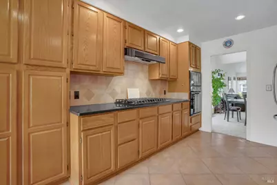 3213 Bear Creek Drive, Fairfield, CA 94534 - Photo 18