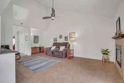 3213 Bear Creek Drive, Fairfield, CA 94534 - Photo 10