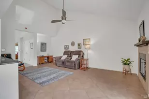 3213 Bear Creek Dr, Fairfield, CA 94534 - Photo 10